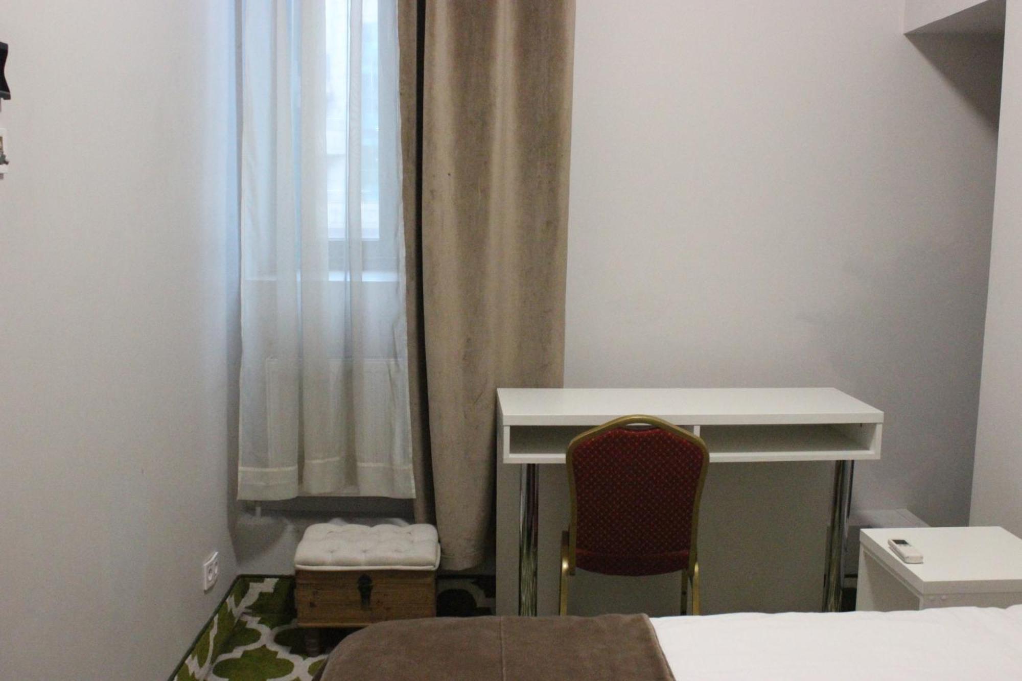 De Paris Hotel Kyiv Exterior photo